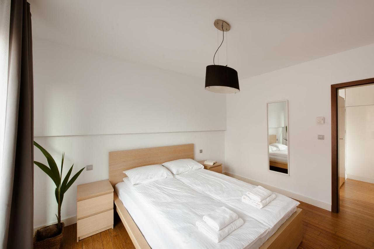 Spacious Apartment Close To Main Station / Galeria Krakowska Exterior foto