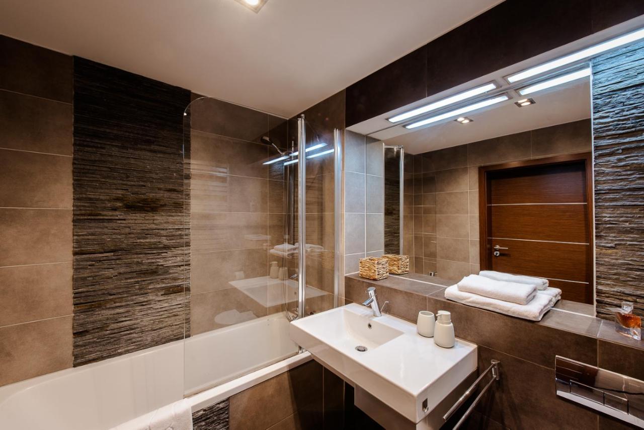 Spacious Apartment Close To Main Station / Galeria Krakowska Exterior foto
